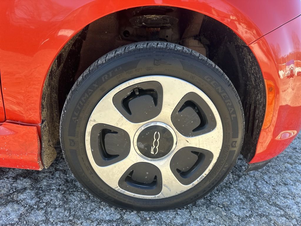 Used 2017 FIAT 500 e image 24