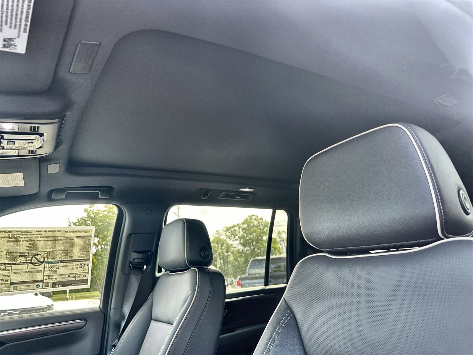 New 2026 Chevrolet Suburban Premier w/ Sun And Tow Package image 18