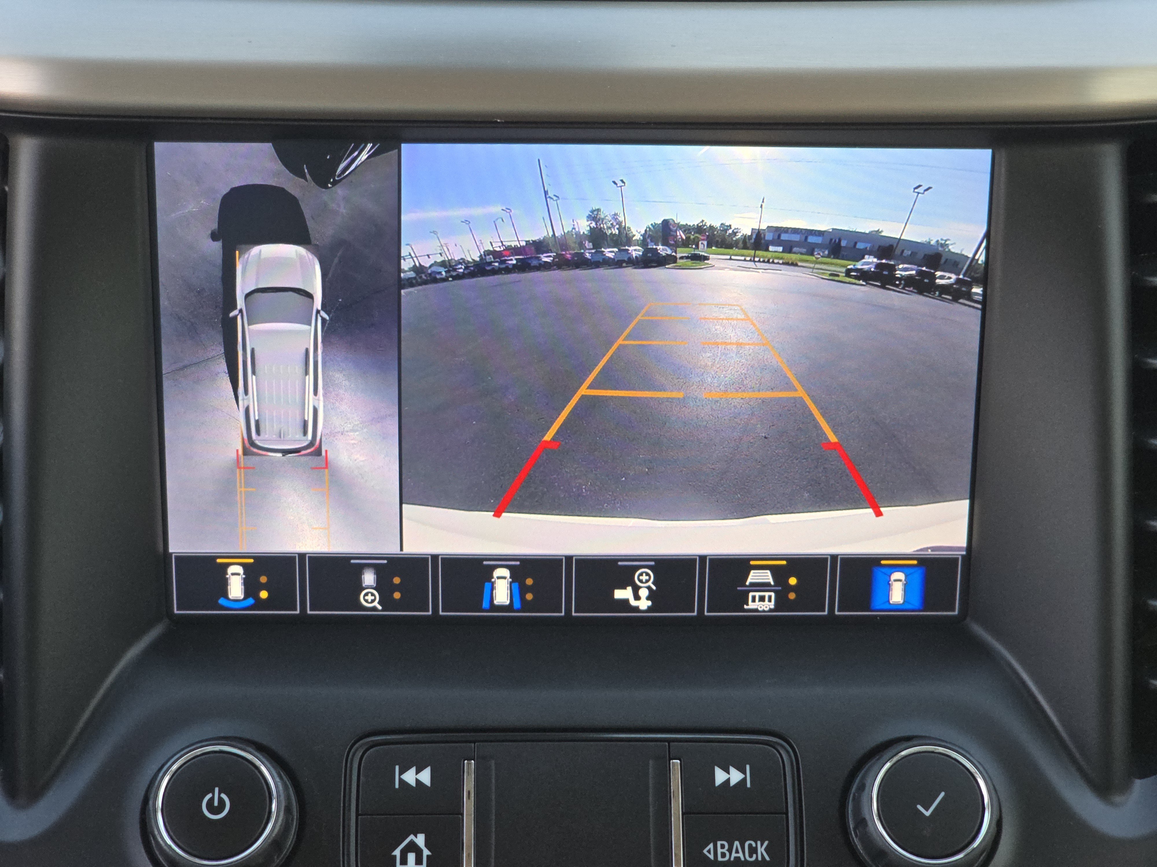 Used 2021 GMC Acadia Denali w/ Denali Technology Package AWD/4WD image 27