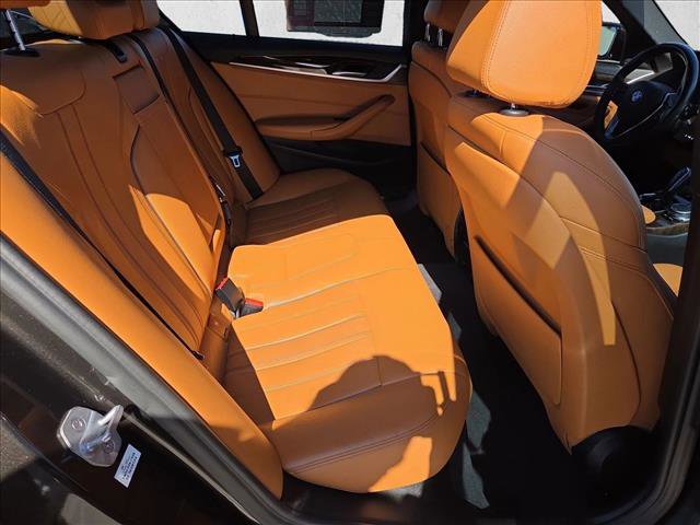 Used 2019 BMW 540i w/ Premium Package RWD image 21