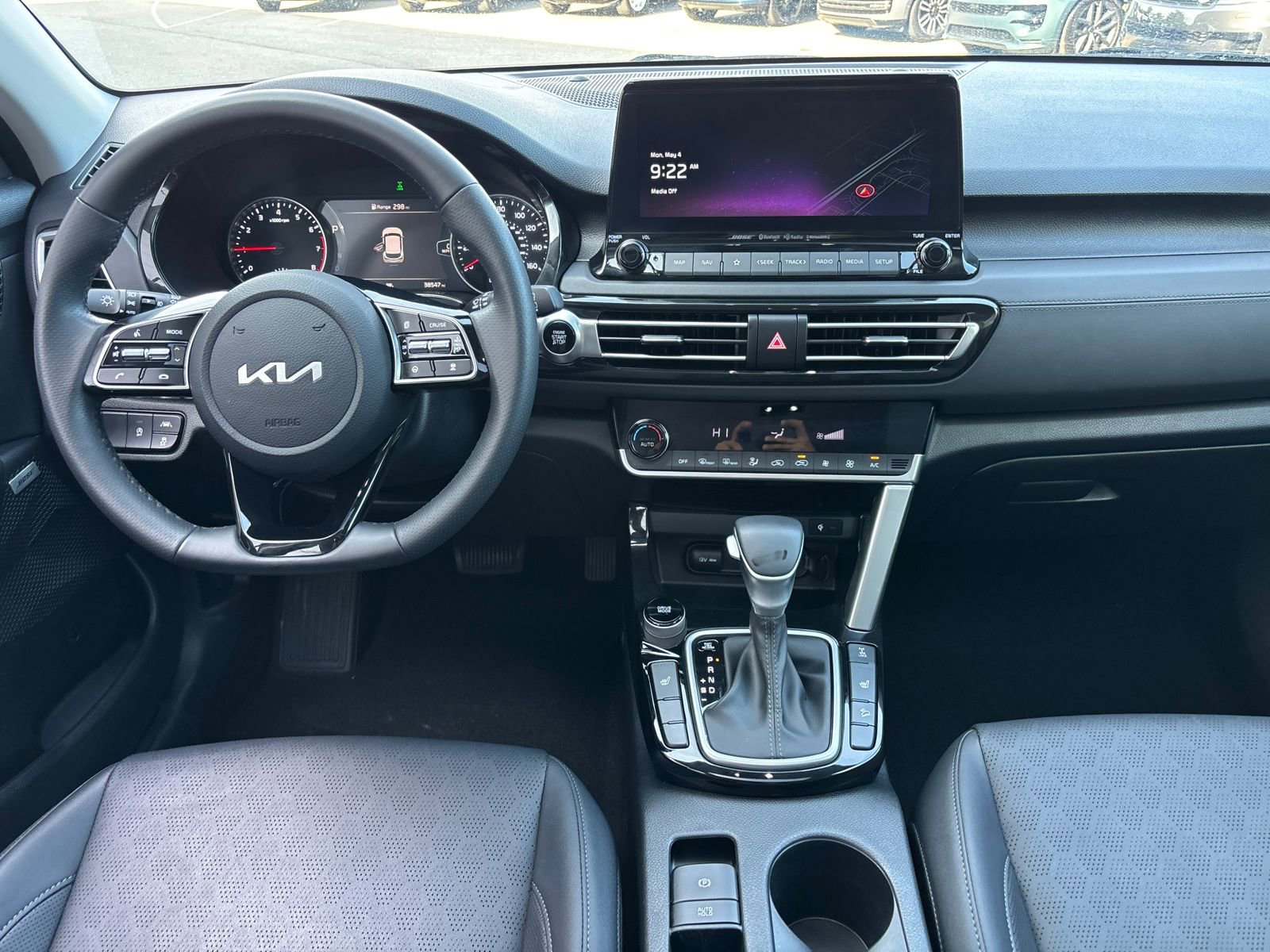 Used 2023 Kia Seltos SX w/ SX Sunroof Package AWD/4WD image 30