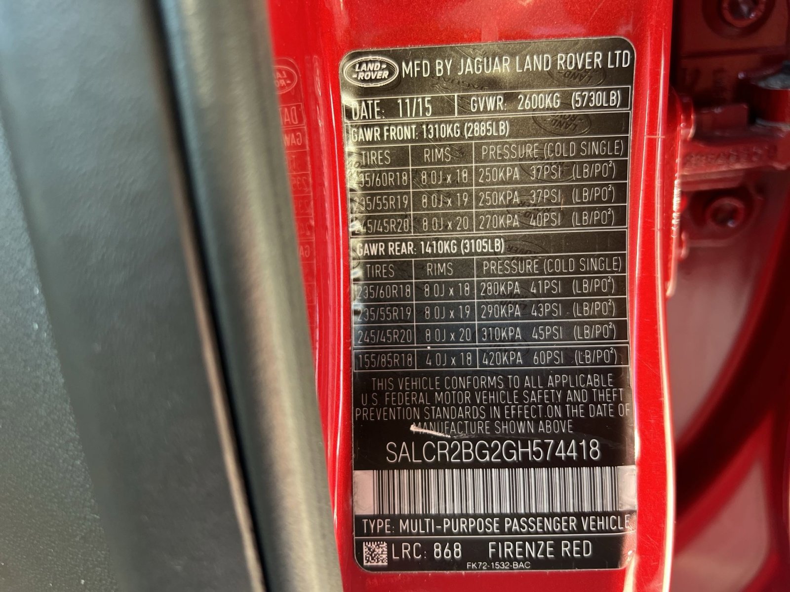 Used 2016 Land Rover Discovery Sport HSE image 37