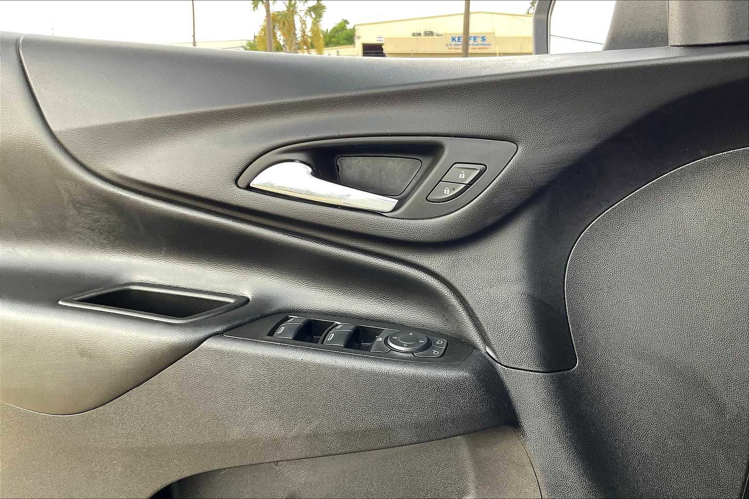 Used 2024 Chevrolet Equinox LT image 59