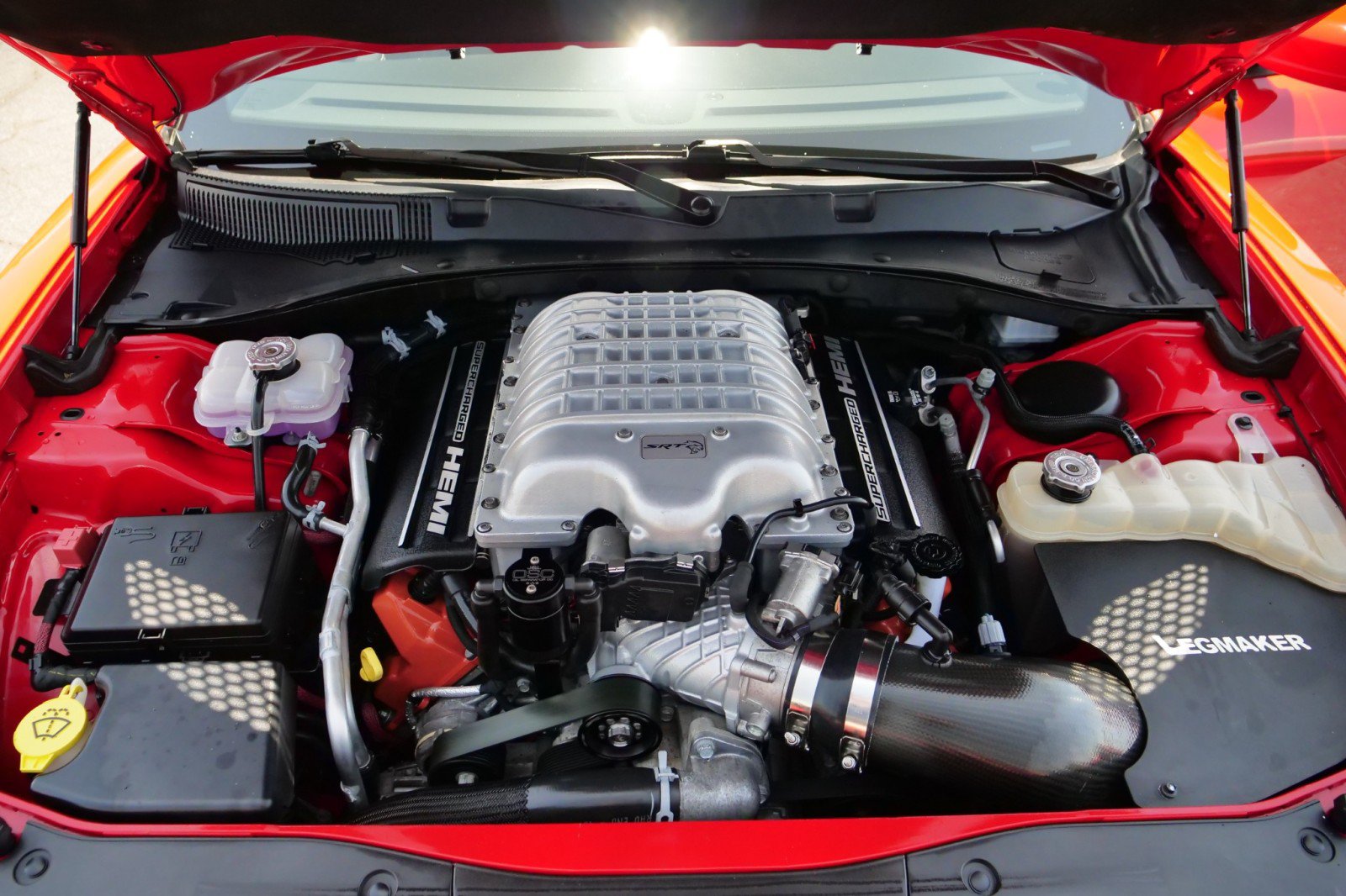 Used 2018 Dodge Charger SRT Hellcat RWD image 13