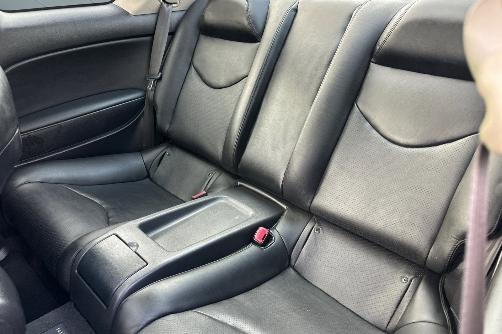 Used 2012 INFINITI G37 Journey w/ Premium Pkg image 28