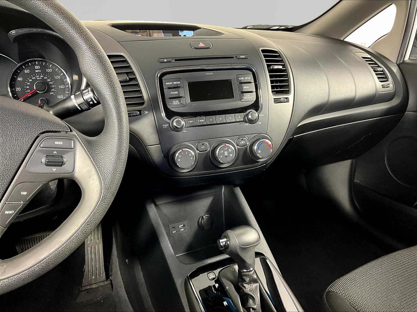 Used 2017 Kia Forte LX FWD image 9