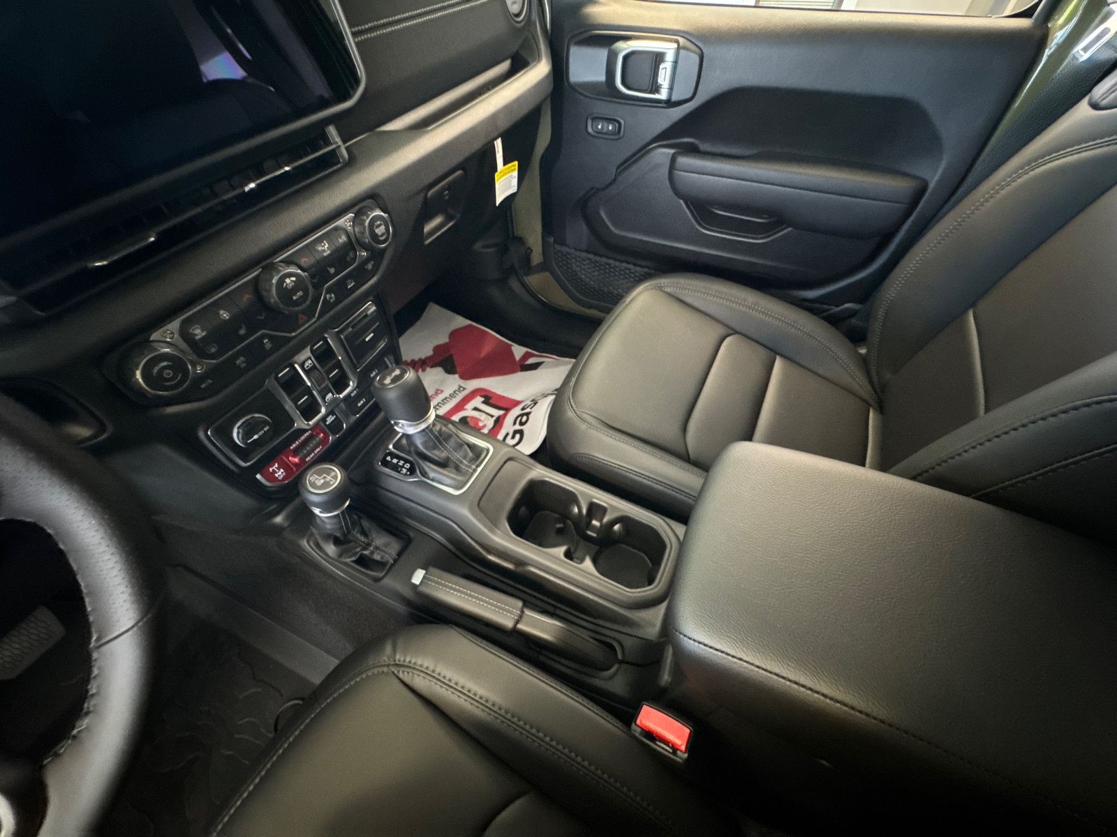 New 2026 Jeep Wrangler Unlimited Rubicon 392 AWD/4WD image 24