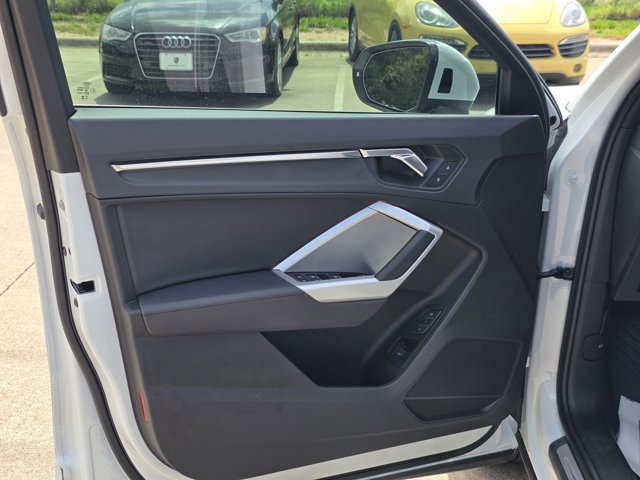 Certified 2024 Audi Q3 2.0T Premium image 12