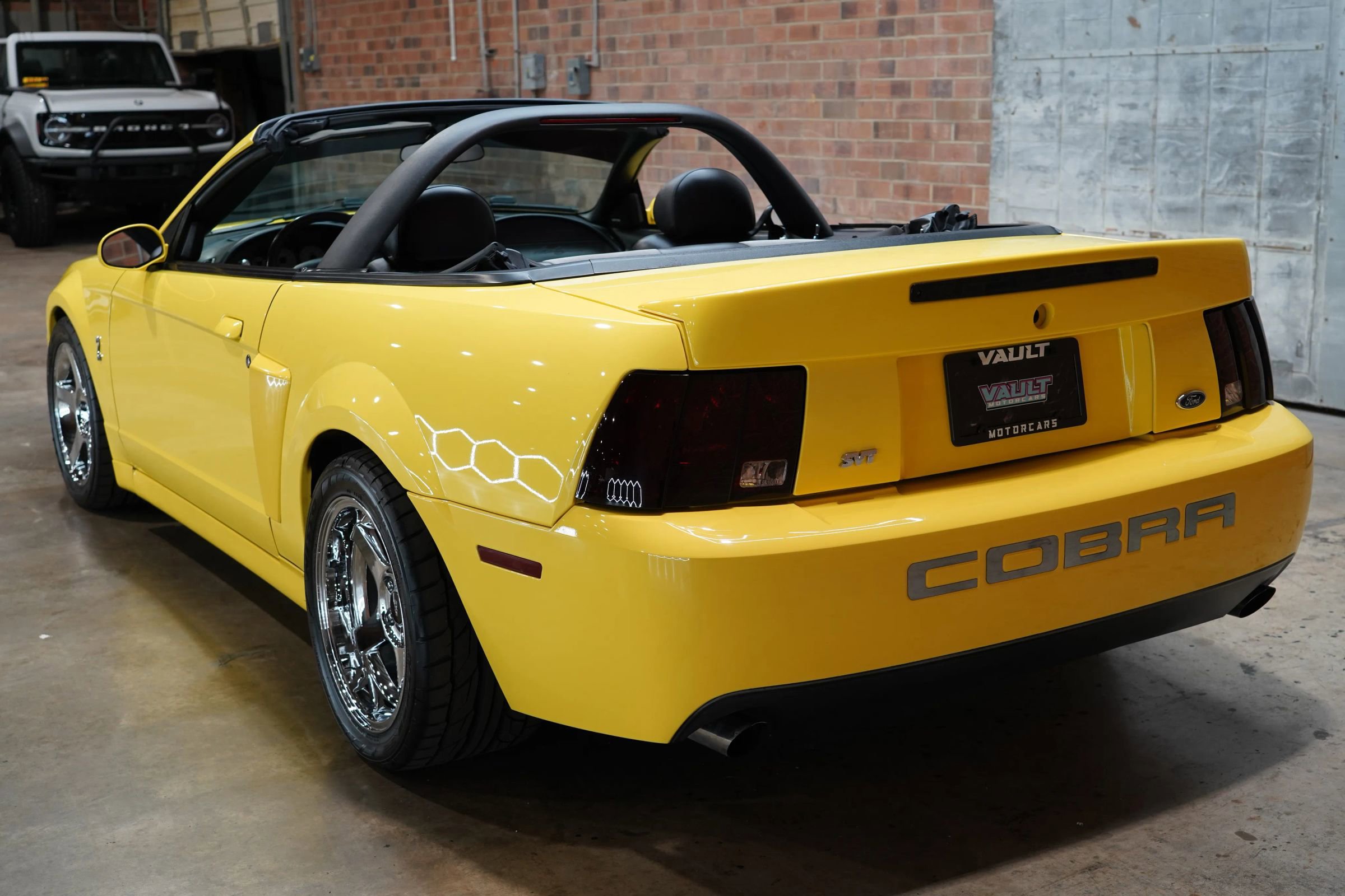 Used 2003 Ford Mustang Cobra image 15