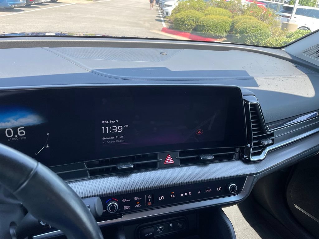 Certified 2025 Kia Sportage SX FWD image 16