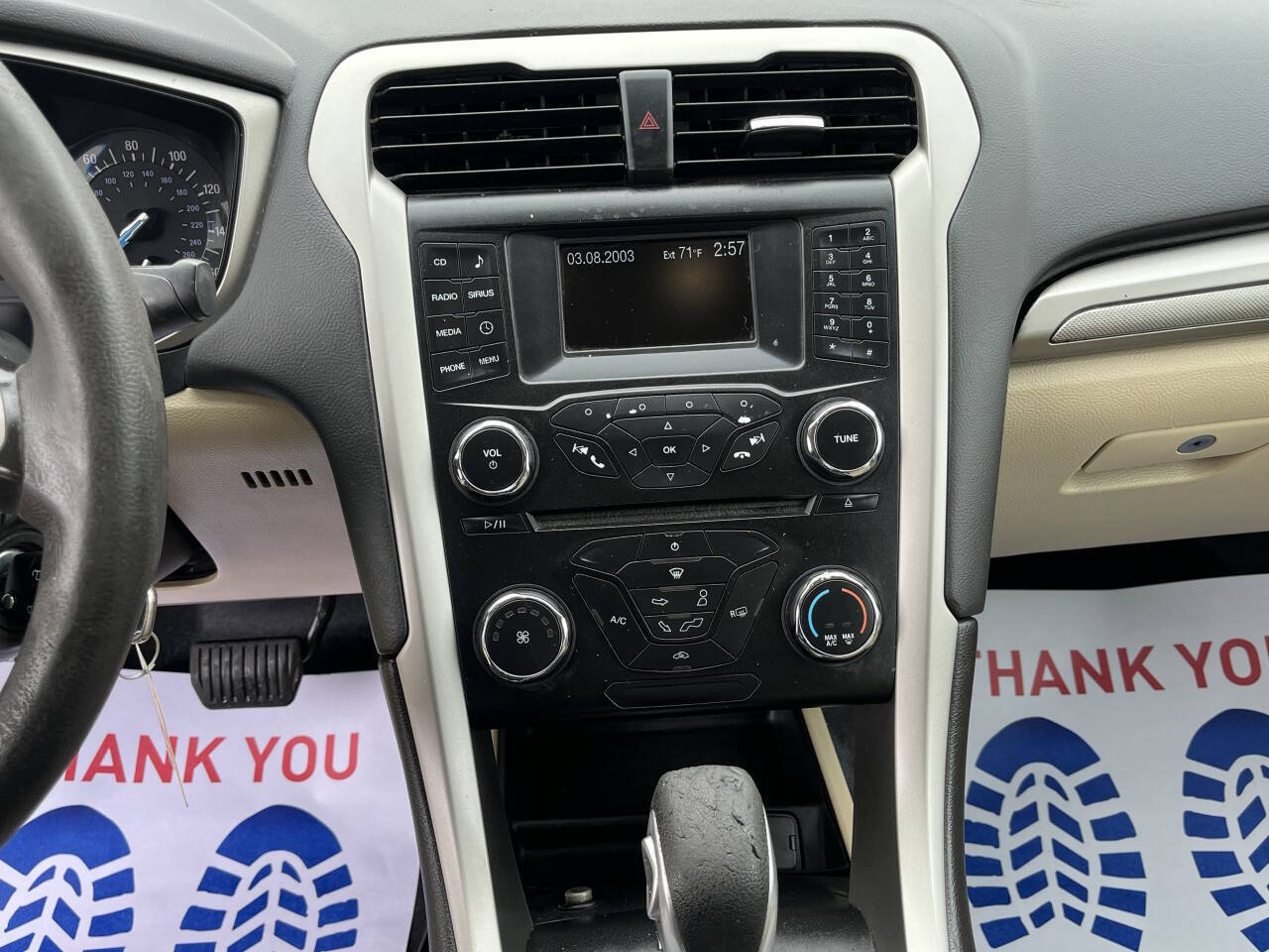 Used 2014 Ford Fusion SE FWD image 21