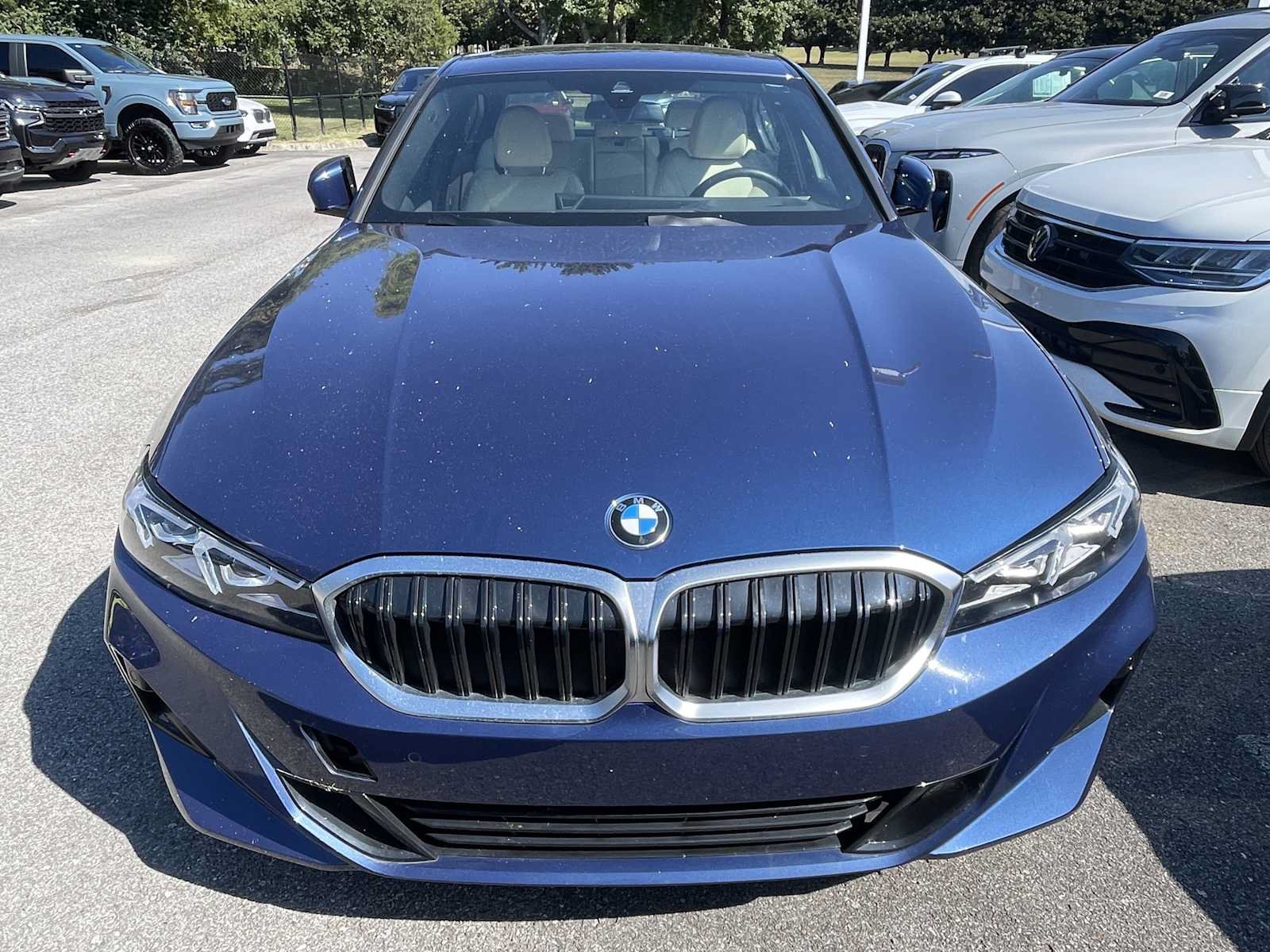 Used 2023 BMW 330i Sedan w/ Premium Package RWD image 2