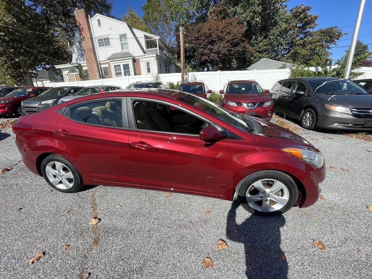 Used 2013 Hyundai Elantra GLS w/ Preferred Pkg FWD image 4