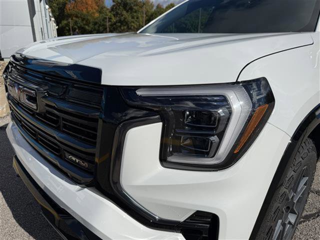 New 2026 GMC Terrain AT4 w/ Convenience Package III image 30