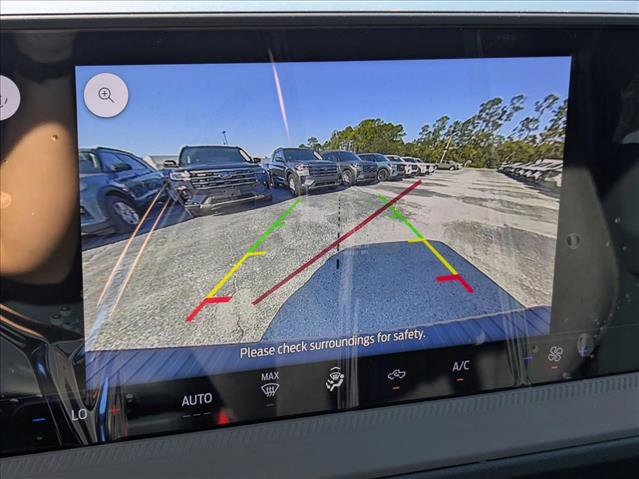 New 2025 Ford Maverick XL image 12