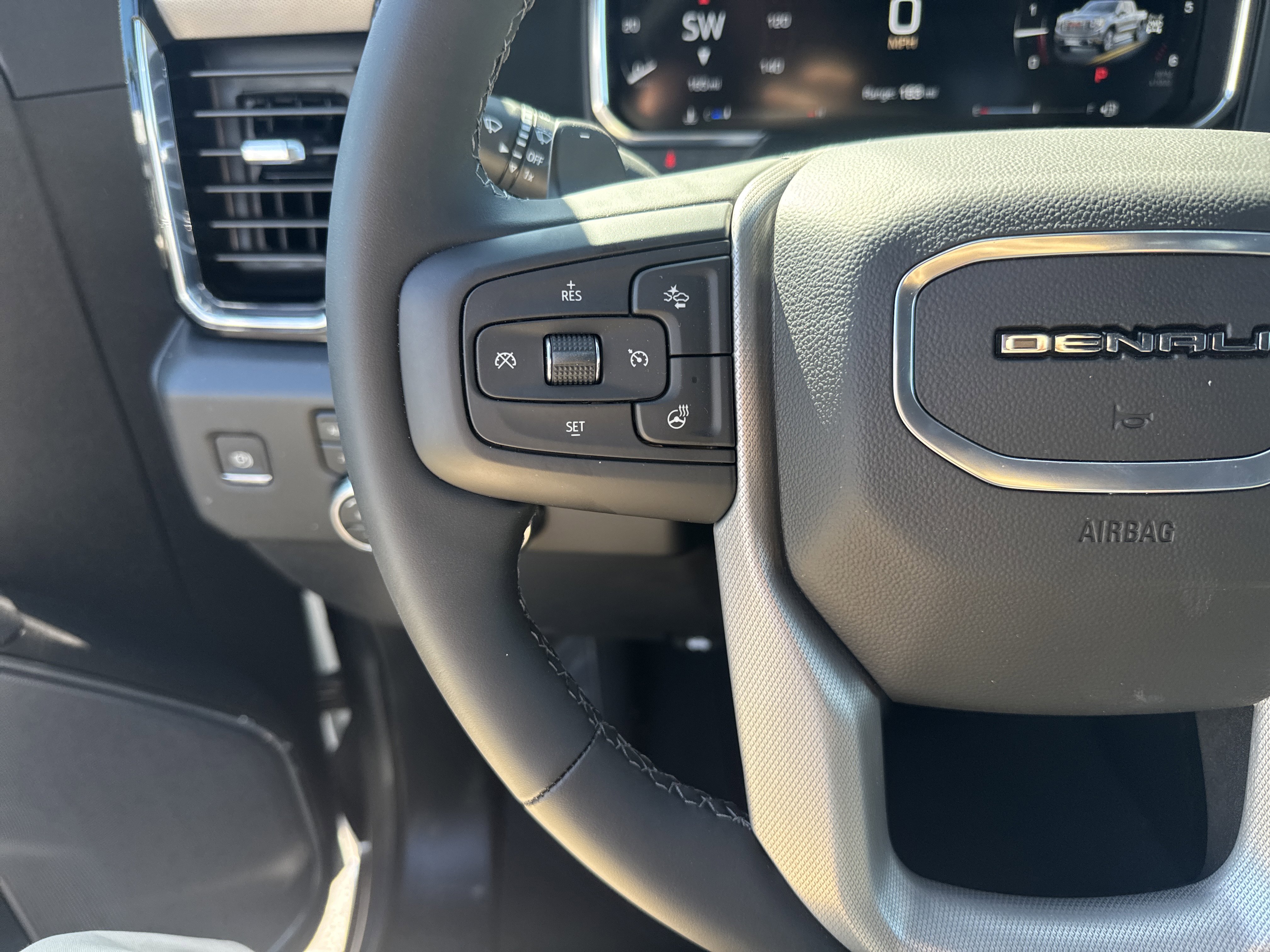 New 2026 GMC Sierra 1500 Denali w/ Denali Reserve Package image 18