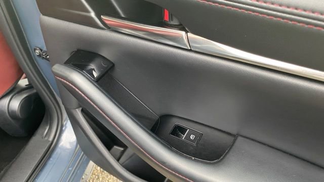 Used 2024 MAZDA MAZDA3 s image 24