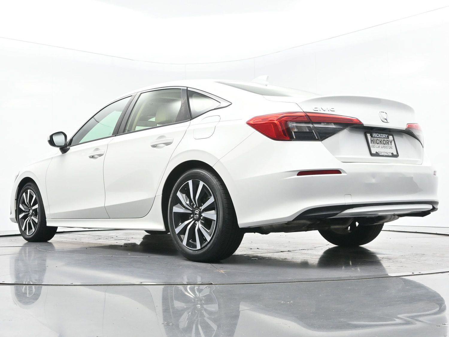 Used 2022 Honda Civic EX image 49