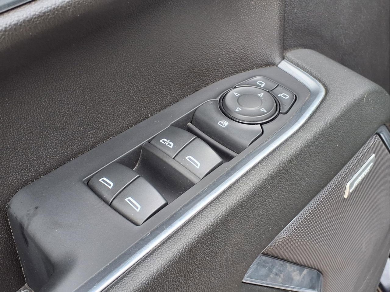 Used 2024 GMC Sierra 1500 Elevation w/ Elevation Premium Package image 15