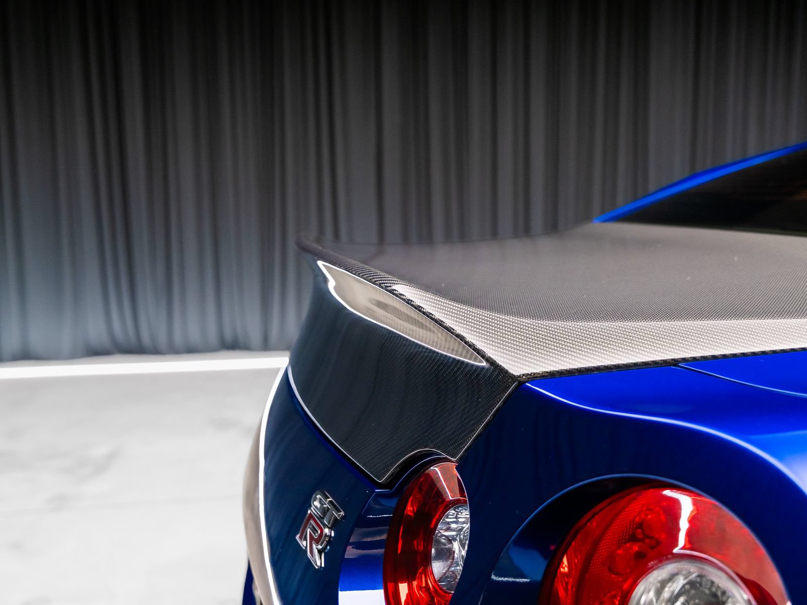 Used 2013 Nissan GT-R Black Edition AWD/4WD image 31