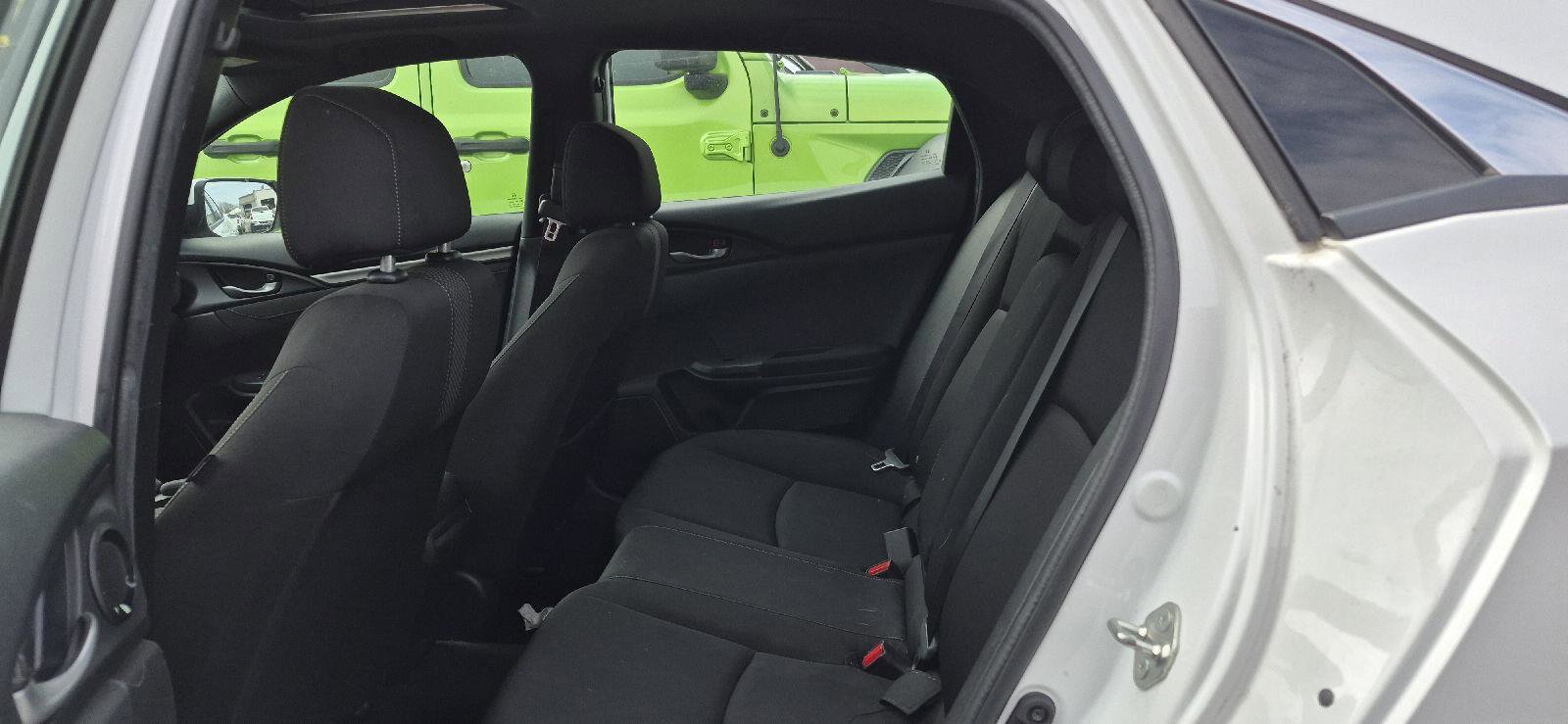 Used 2020 Honda Civic EX image 7