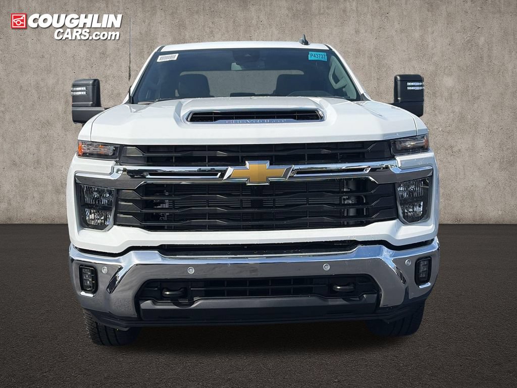 New 2026 Chevrolet Silverado 3500 LT w/ Safety Package AWD/4WD image 2