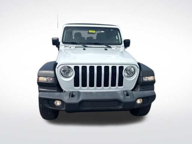 Used 2021 Jeep Gladiator Sport AWD/4WD image 8