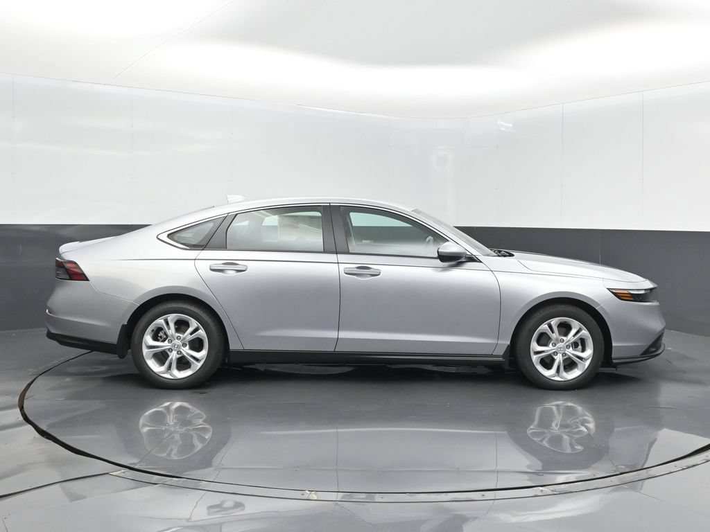 New 2025 Honda Accord LX image 5