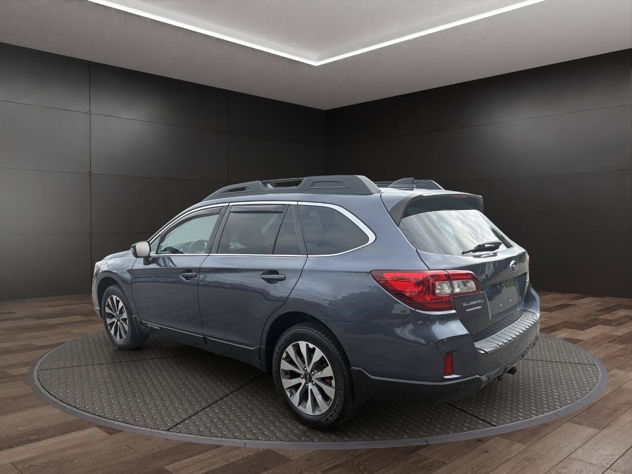 Used 2017 Subaru Outback 2.5i Limited AWD/4WD image 6