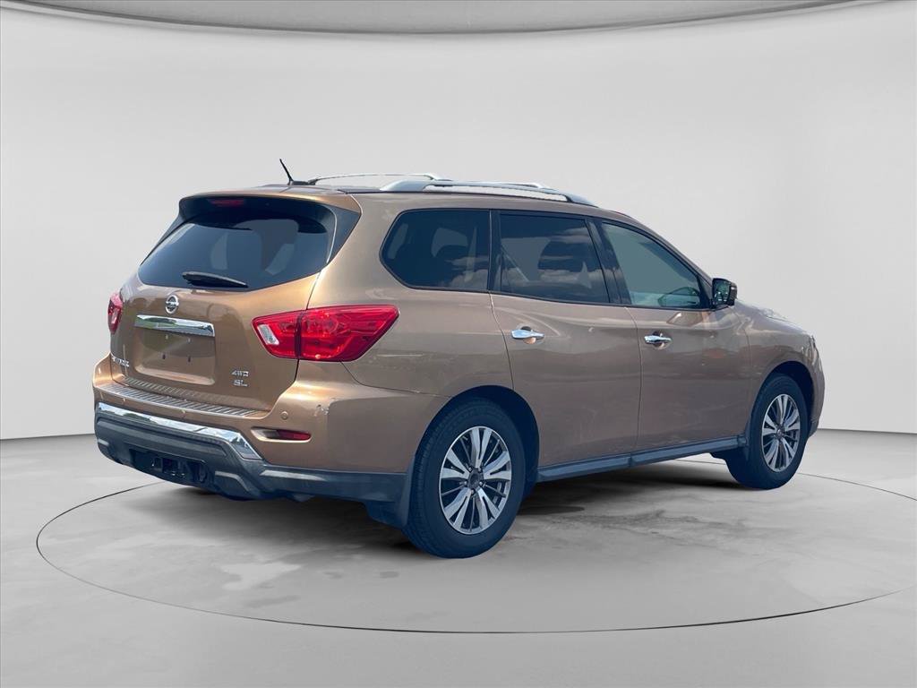 Used 2017 Nissan Pathfinder SL w/ SL Premium Package AWD/4WD image 7