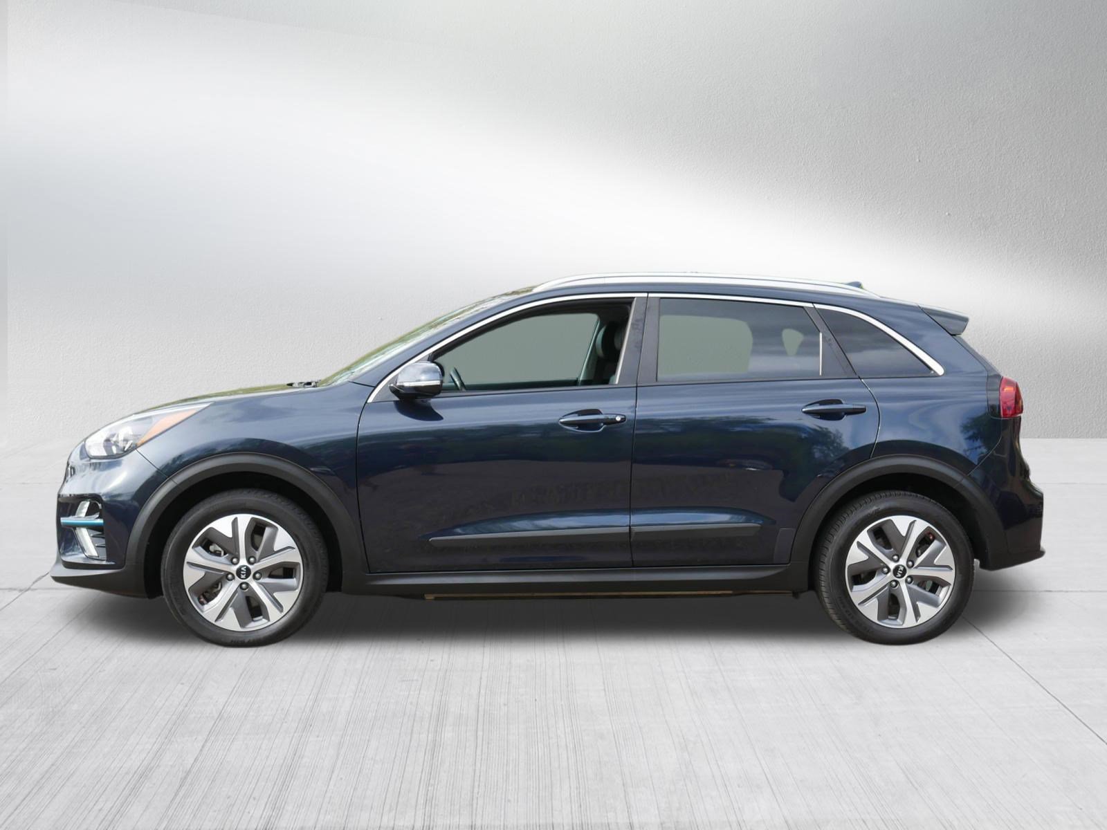 Certified 2021 Kia Niro EX w/ Cold Weather Package FWD image 4