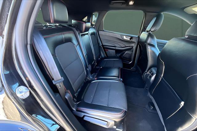 Used 2025 Ford Escape ST-Line image 24