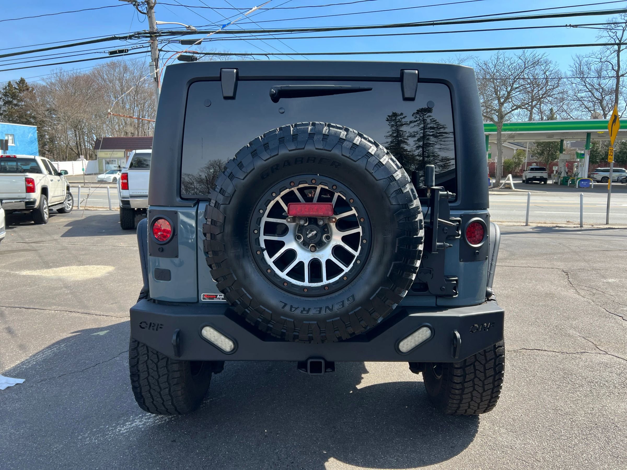 Used 2015 Jeep Wrangler Unlimited Rubicon w/ Dual Top Group image 5
