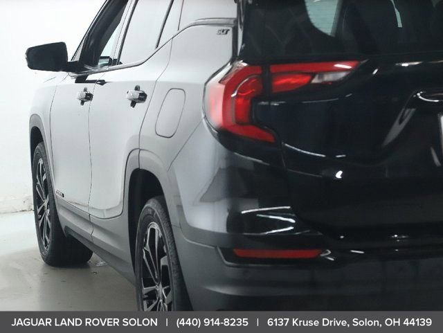 Used 2021 GMC Terrain SLT w/ Infotainment Package II AWD/4WD image 6