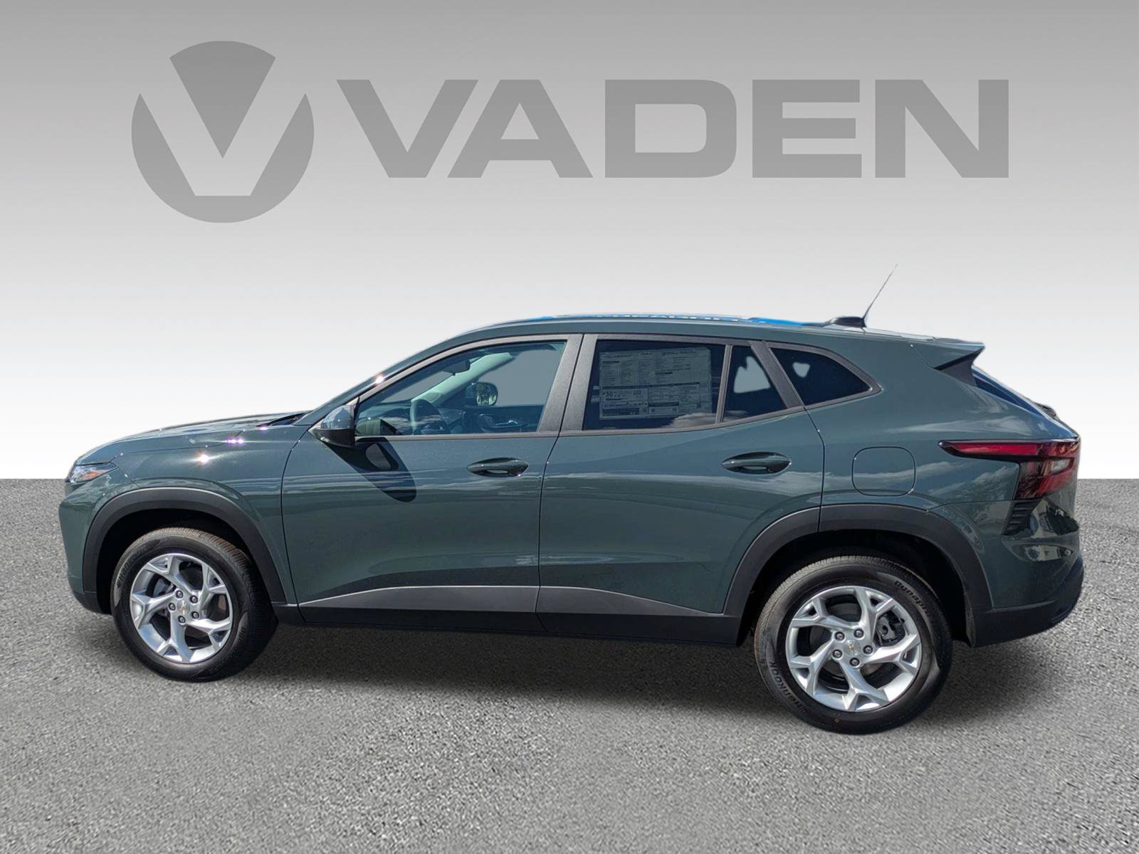 New 2026 Chevrolet Trax LS w/ LS Convenience Package FWD image 27