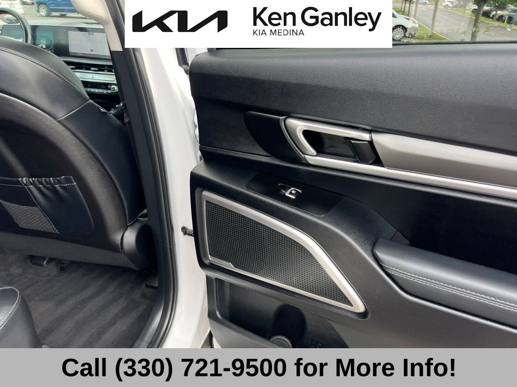 Certified 2024 Kia Telluride S w/ S Sunroof Package AWD/4WD image 56
