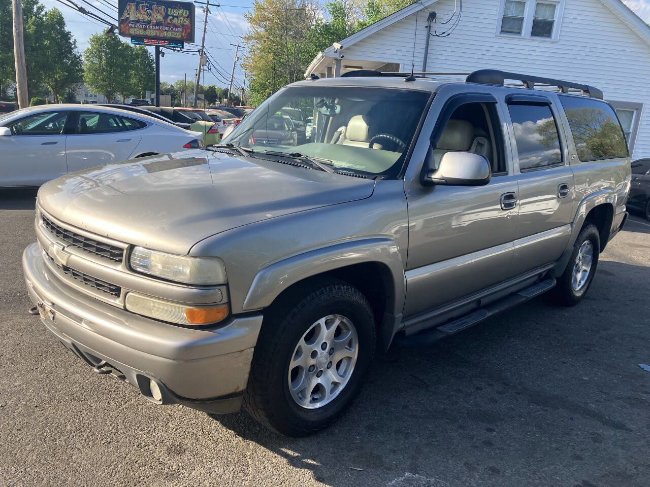 Used 2003 Chevrolet Suburban Z71 image 11