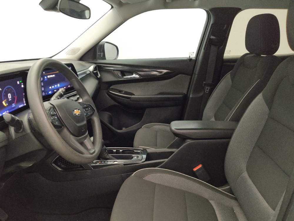 Used 2024 Chevrolet TrailBlazer LT AWD/4WD image 17