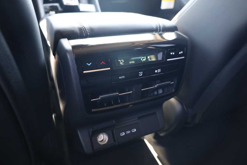 New 2026 Acura MDX w/ Technology Package AWD/4WD image 29
