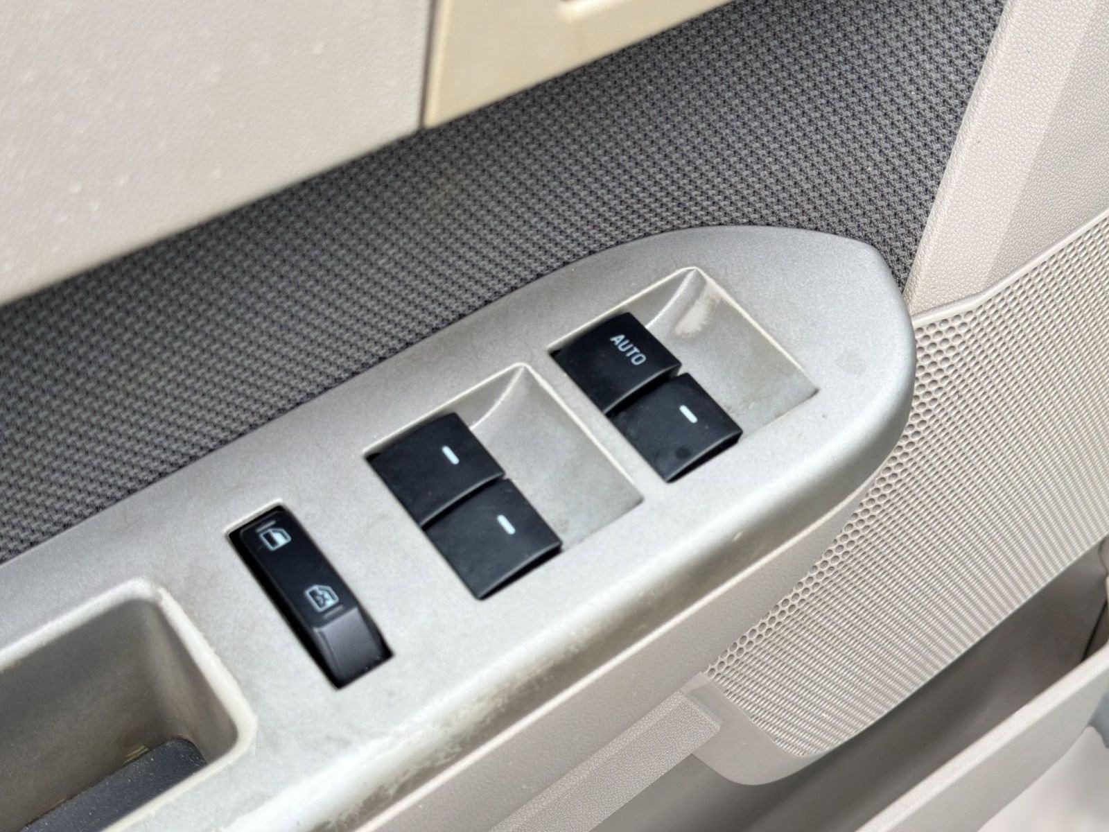 Used 2009 Ford Escape 2WD Hybrid image 19