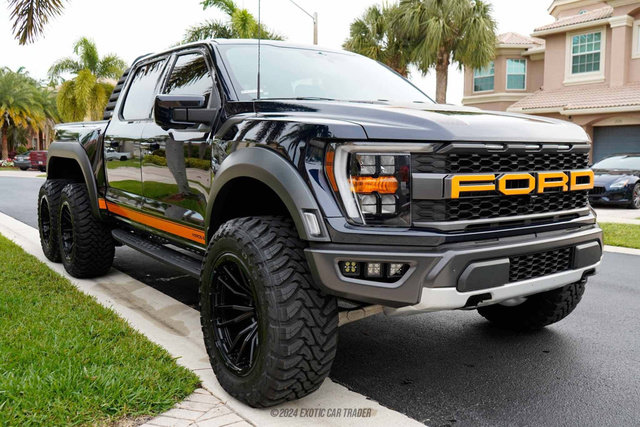Used 2022 Ford F150 Raptor w/ Convenience Package AWD/4WD image 12