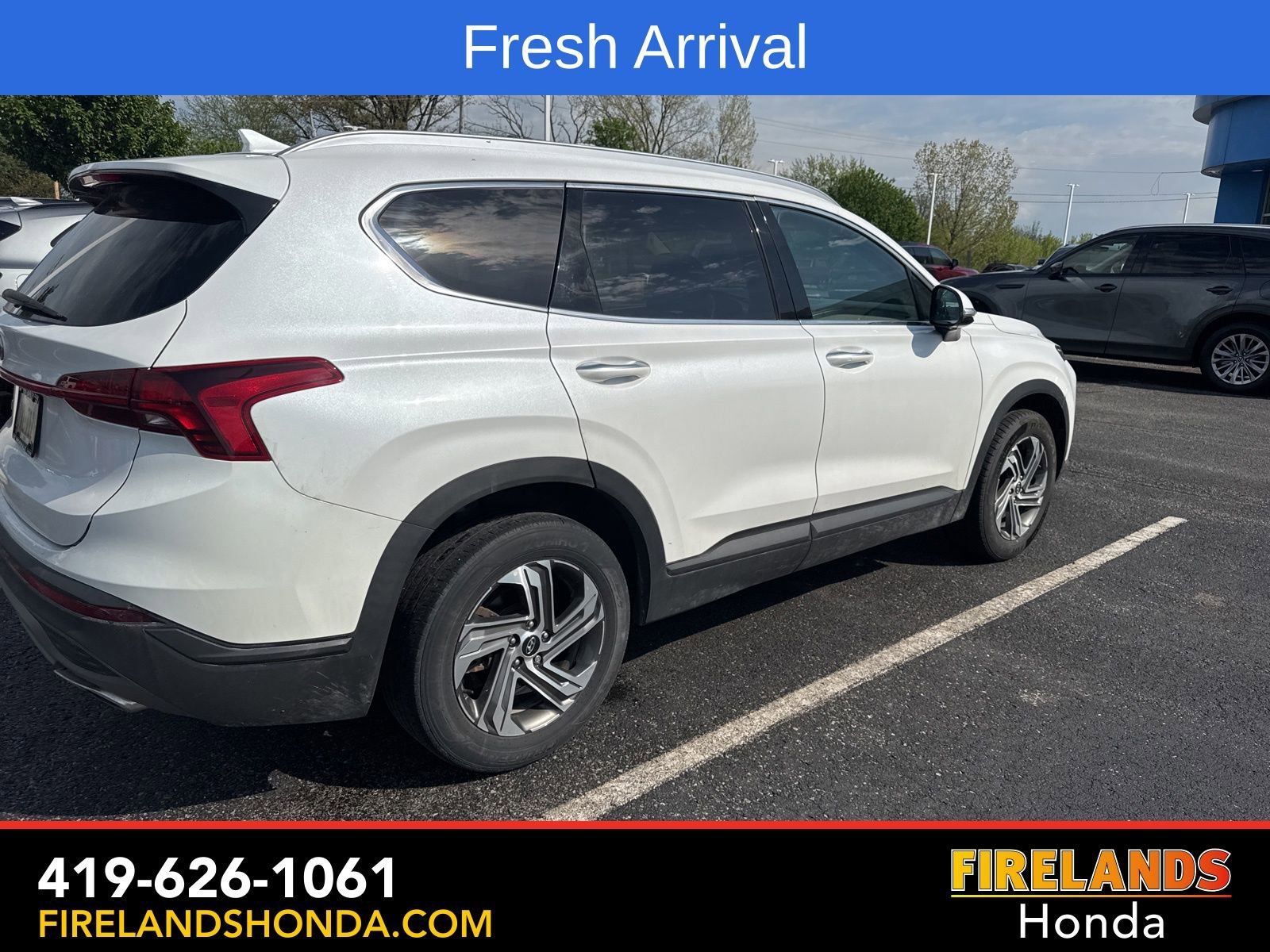 Used 2023 Hyundai Santa Fe SEL FWD image 7