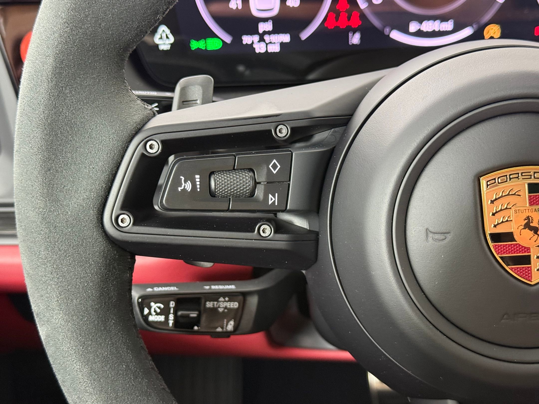 New 2026 Porsche Cayenne GTS image 22