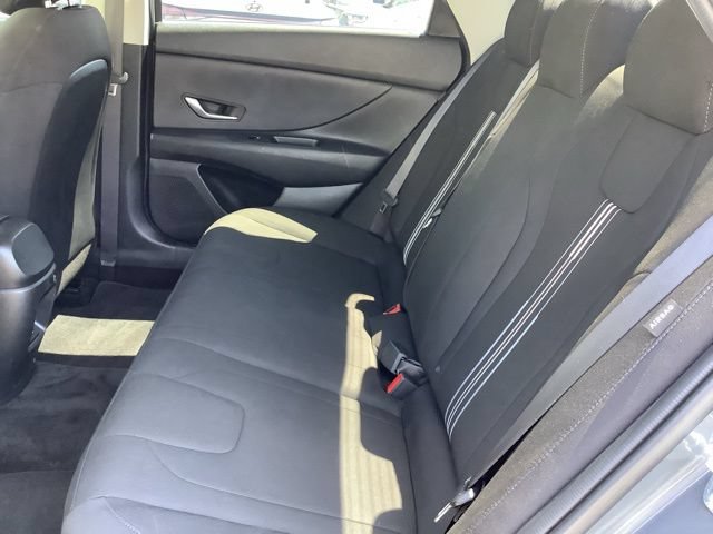 Certified 2024 Hyundai Elantra Blue FWD image 23
