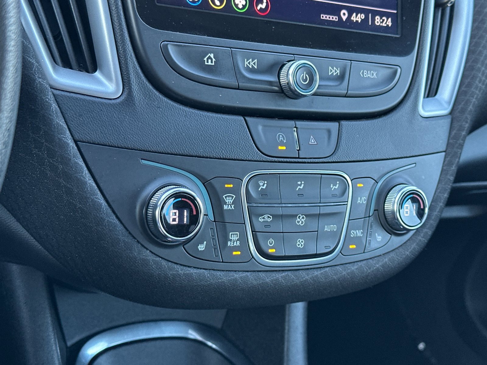 Used 2023 Chevrolet Malibu LT image 19