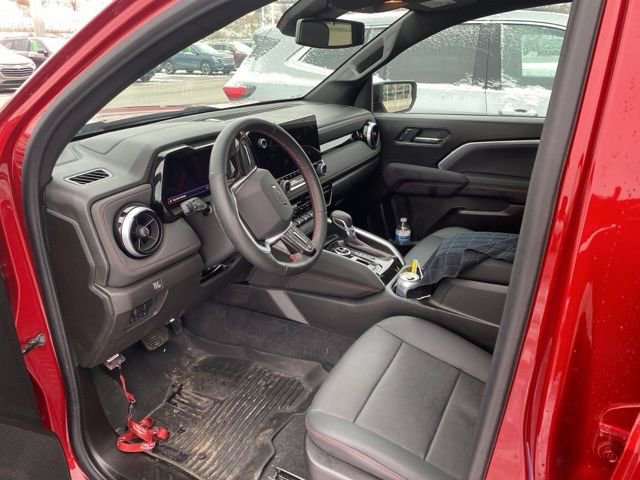 Used 2025 Chevrolet Colorado Z71 w/ Technology Package image 11