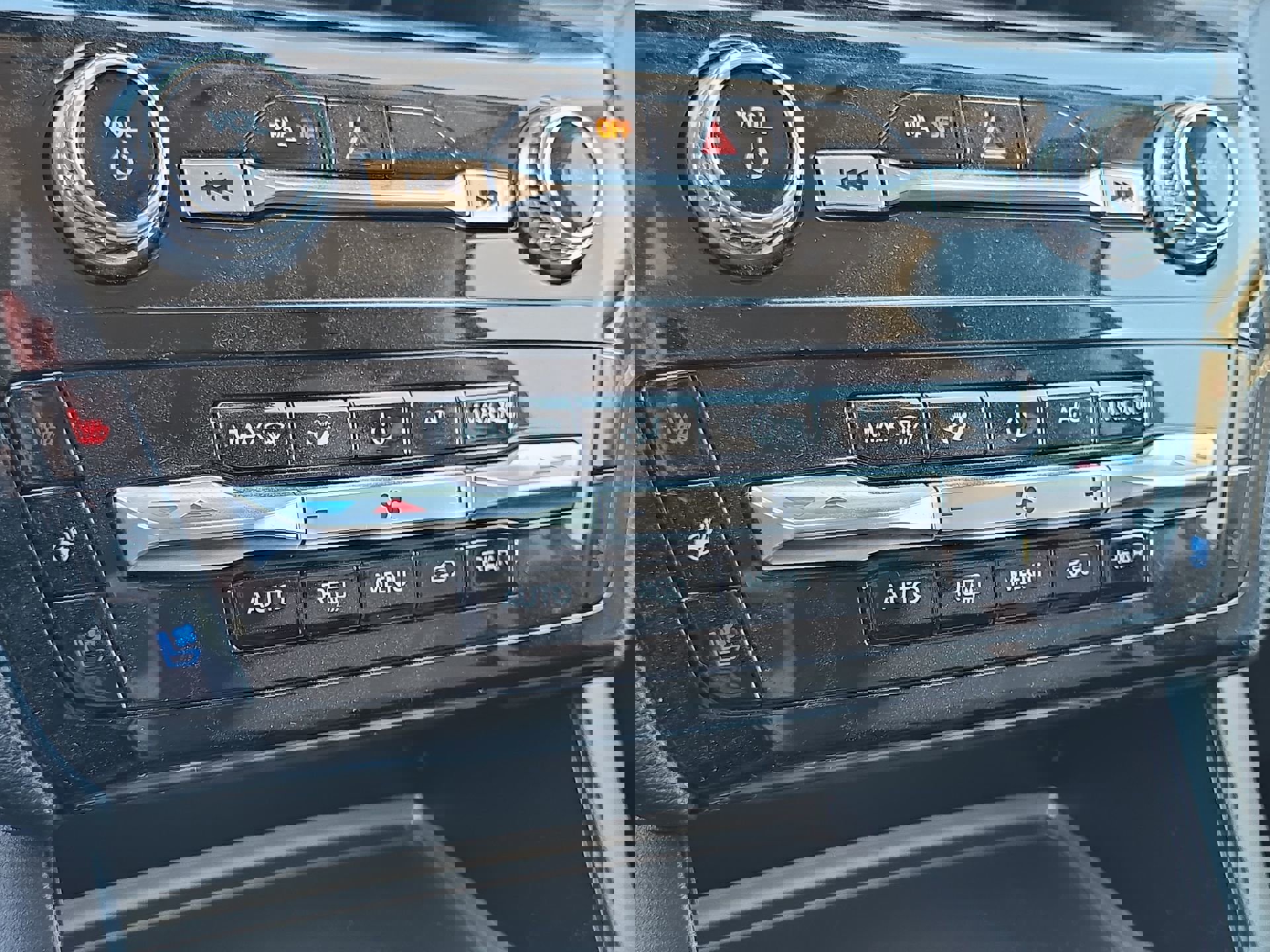 Certified 2024 Ford Explorer Limited image 19