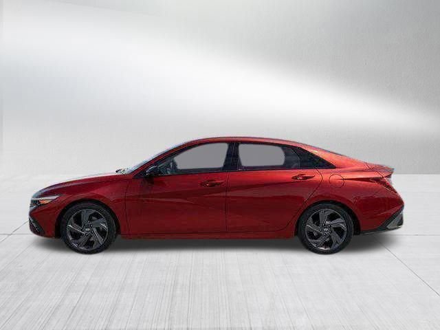 New 2026 Hyundai Elantra Sport FWD image 3