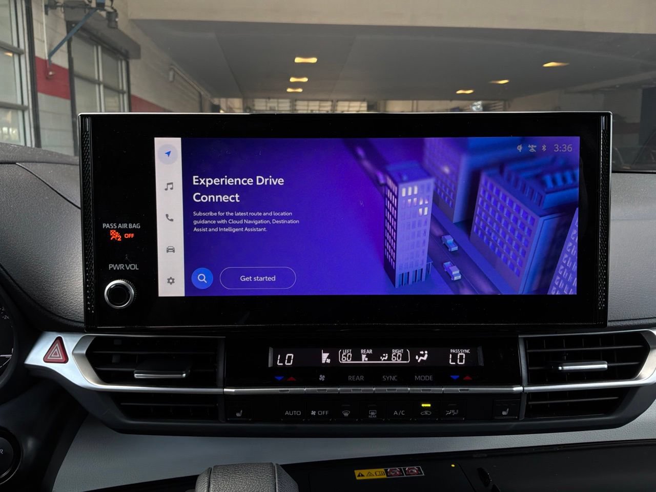 Used 2025 Toyota Sienna XLE FWD image 33