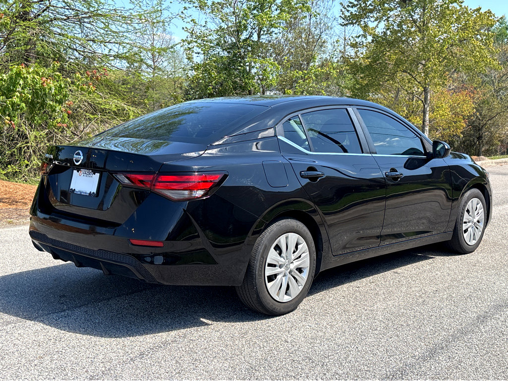 Certified 2023 Nissan Sentra S image 21
